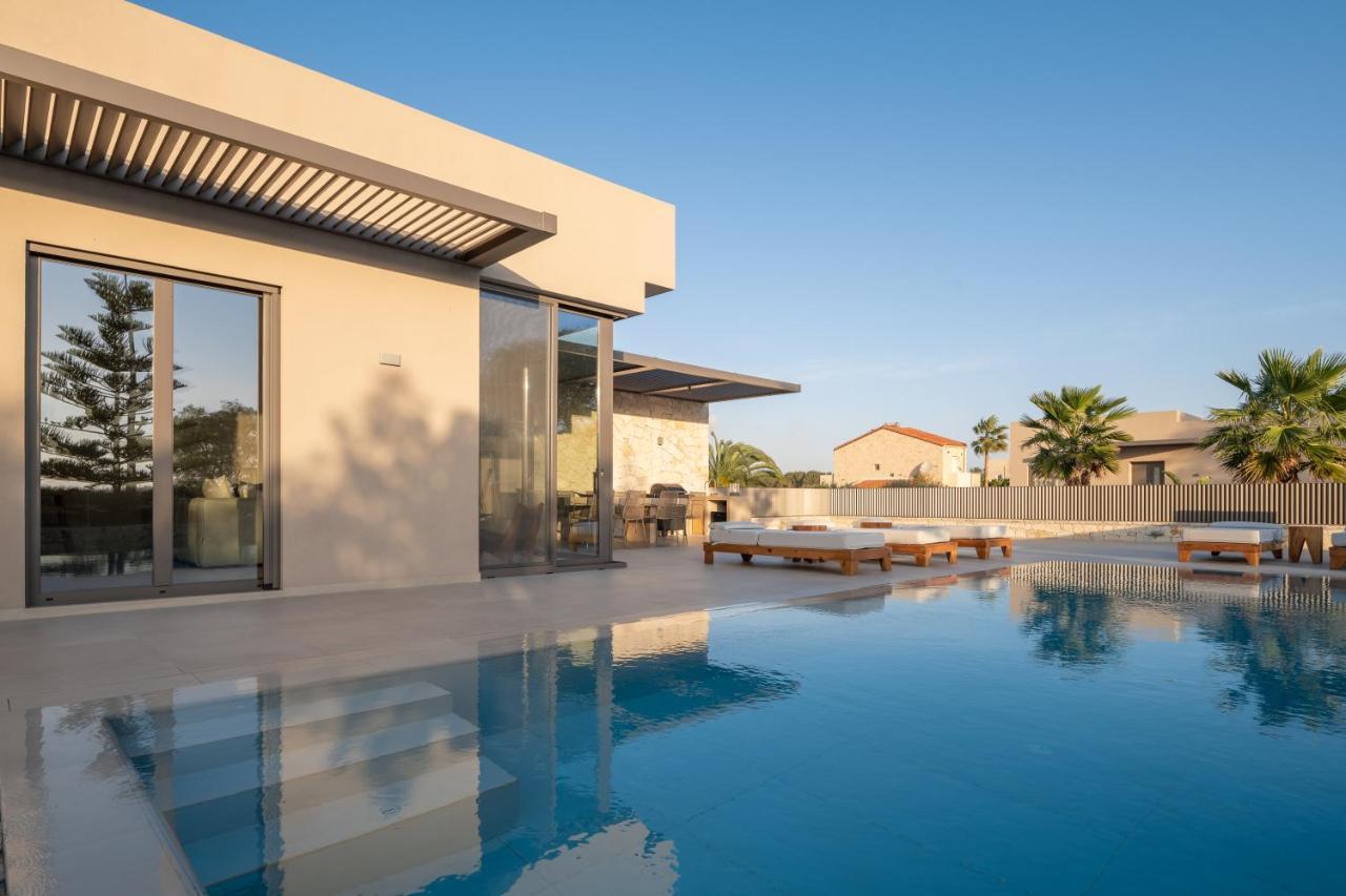 Athina Luxury Villa, With Pool & Walk To The Beach, By Thinkvilla La Canée Extérieur photo