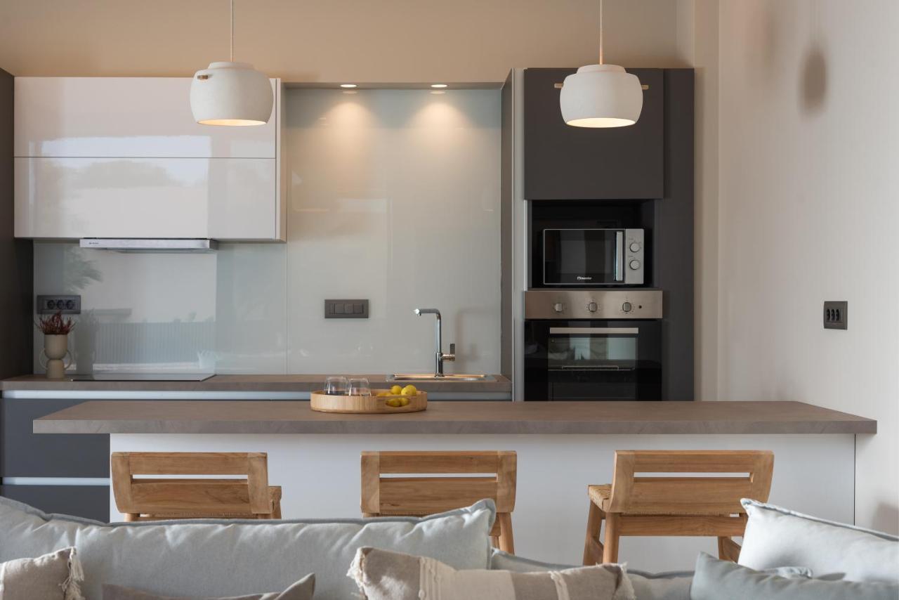 Athina Luxury Villa, With Pool & Walk To The Beach, By Thinkvilla La Canée Extérieur photo