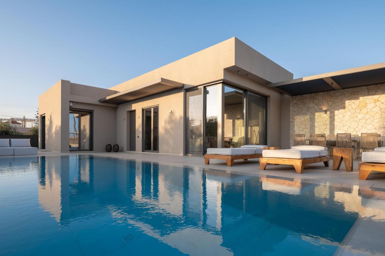Athina Luxury Villa, With Pool & Walk To The Beach, By Thinkvilla La Canée Extérieur photo