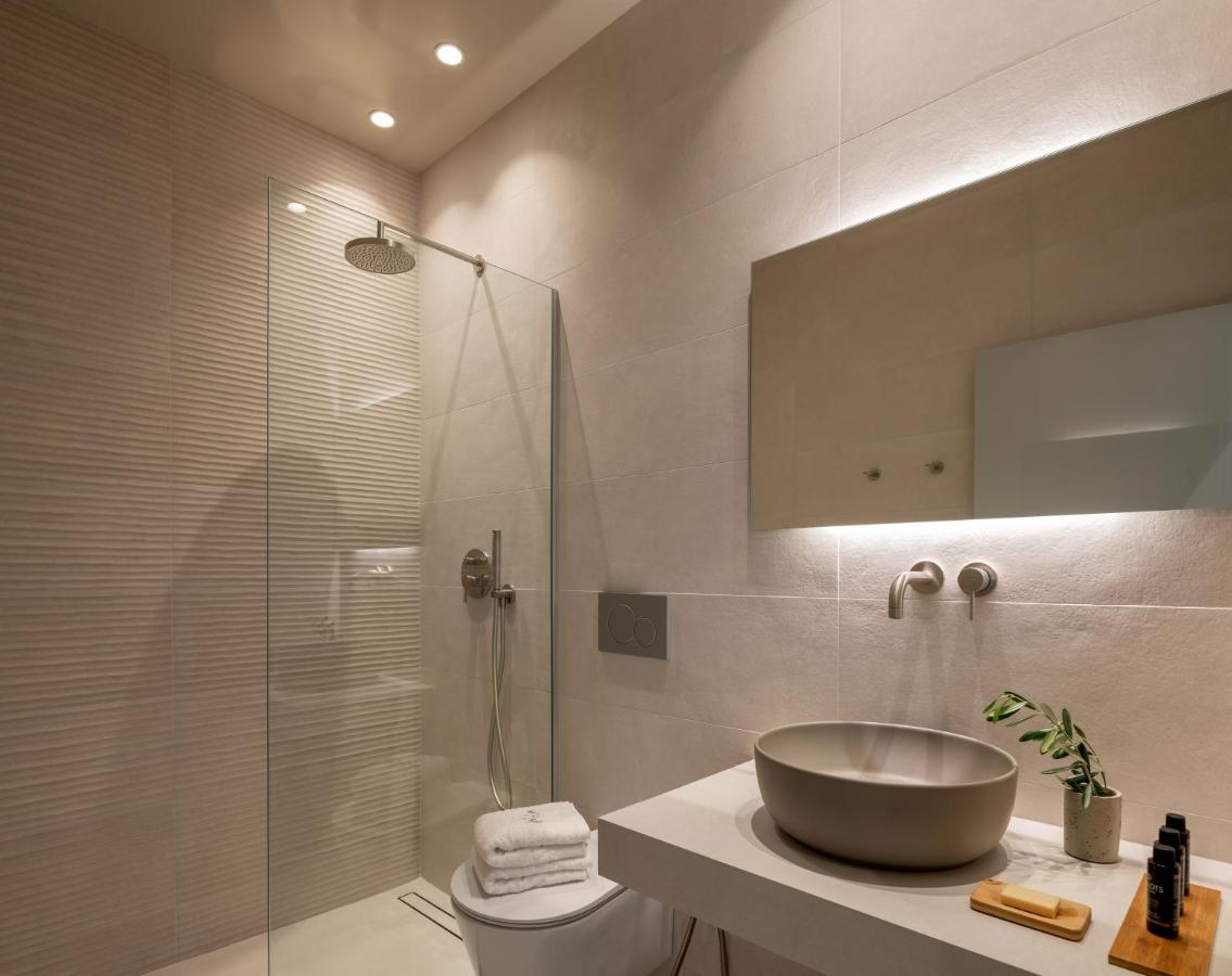 Athina Luxury Villa, With Pool & Walk To The Beach, By Thinkvilla La Canée Extérieur photo